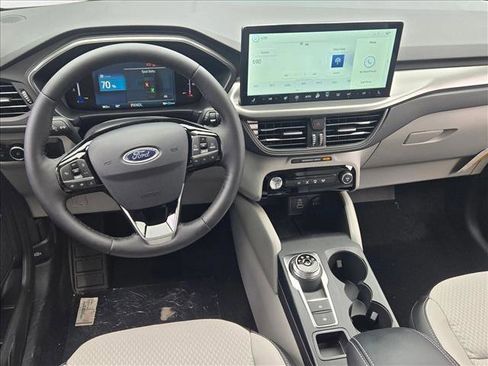 New 2025 Ford Escape SE image 14