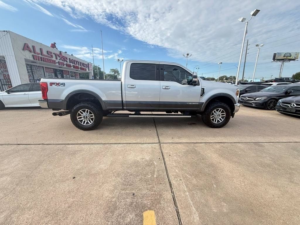 Used 2018 Ford F250 Lariat w/ Lariat Ultimate Package AWD/4WD image 8