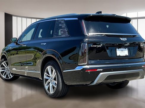 New 2026 Cadillac Vistiq Luxury image 3