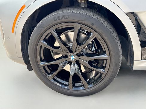 Used 2023 BMW X7 M60i w/ Executive Package image 44