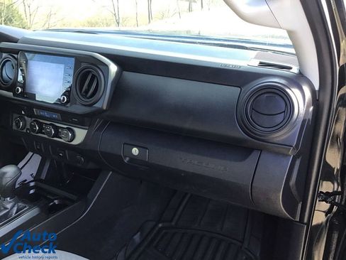 Used 2023 Toyota Tacoma SR image 21