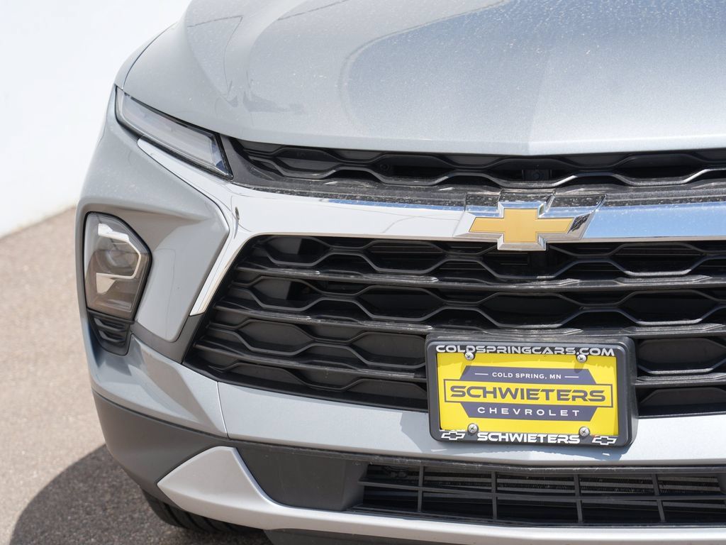Used 2023 Chevrolet Blazer LT w/ Convenience Package AWD/4WD image 9