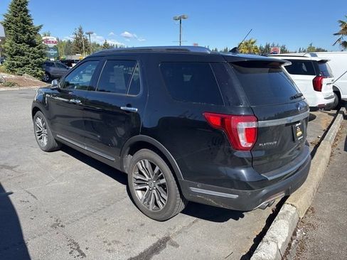 Used 2018 Ford Explorer Platinum AWD/4WD image 5