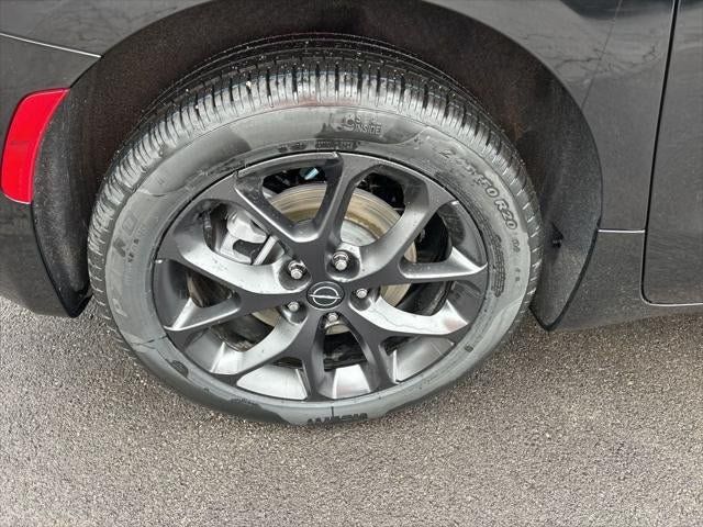 New 2026 Chrysler Pacifica Select w/ S Appearance Package AWD/4WD image 46
