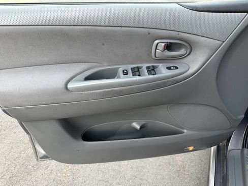 Used 2006 MAZDA MPV LX w/ LX Plus Pkg image 9