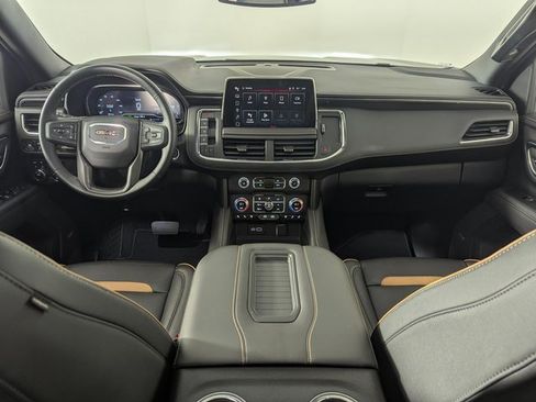 Used 2024 GMC Yukon AT4 image 18