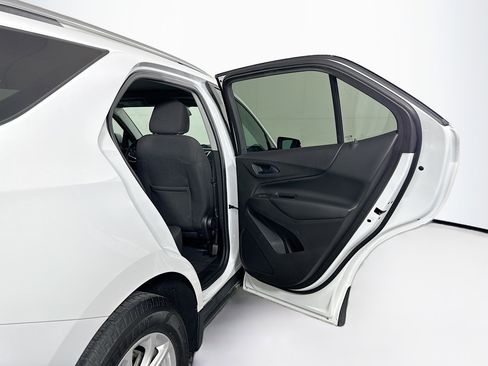 Used 2018 Chevrolet Equinox LT w/ Sun & Infotainment Package image 30