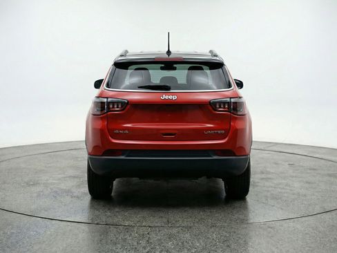 Used 2025 Jeep Compass Limited AWD/4WD image 7