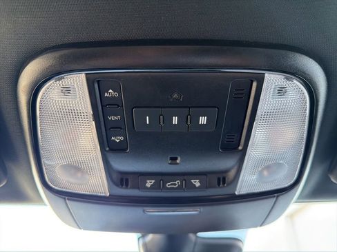 Certified 2024 Dodge Durango R/T image 20