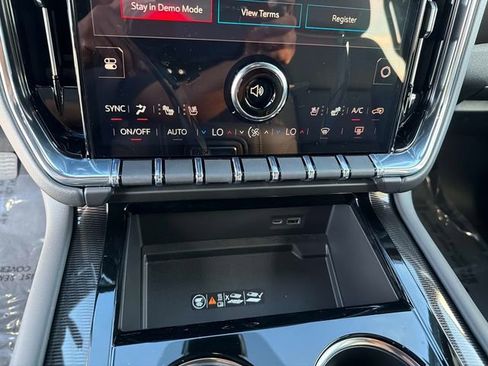 New 2026 GMC Yukon Elevation w/ Elevation Premium Package AWD/4WD image 25