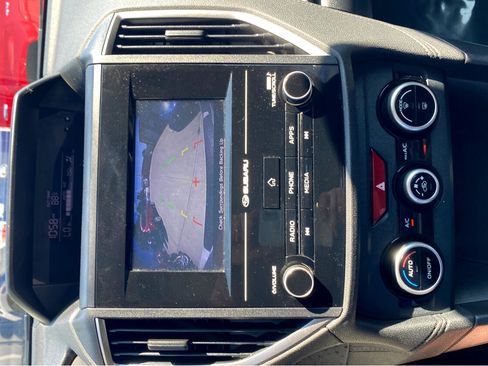 Used 2020 Subaru Crosstrek 2.0i image 21