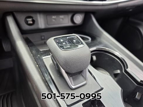 Used 2025 Nissan Rogue SL FWD image 23
