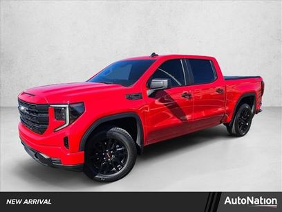 Used 2024 GMC Sierra 1500 Pro w/ Graphite Edition