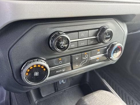 Used 2022 Ford Bronco 4-Door AWD/4WD image 19