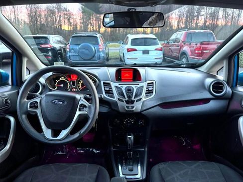 Used 2012 Ford Fiesta SE image 17