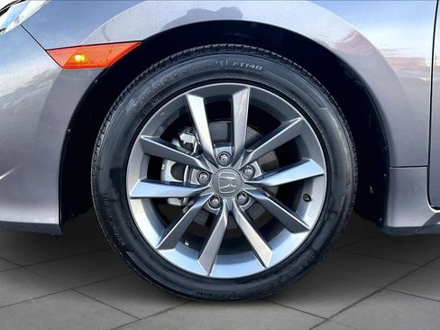 Used 2019 Honda Civic EX image 10