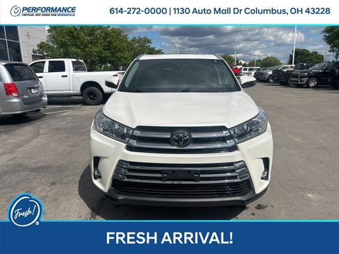Used 2019 Toyota Highlander Limited AWD/4WD image 9