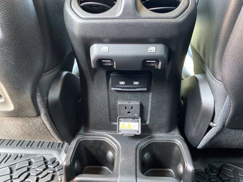 Used 2023 Jeep Gladiator Rubicon w/ LED Lighting Group image 15