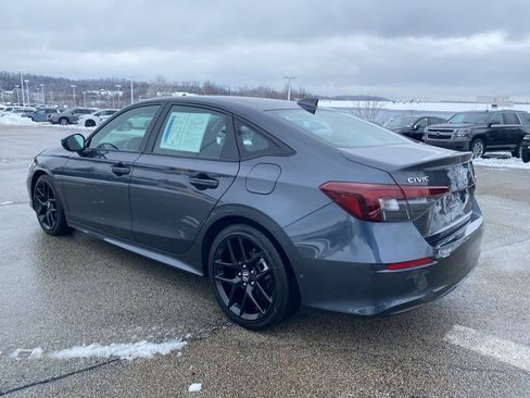 Used 2025 Honda Civic Sport image 5