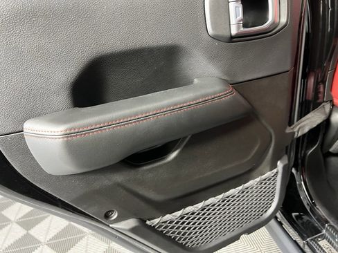 Used 2024 Jeep Wrangler Unlimited Rubicon 392 image 29