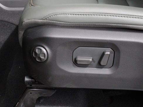 New 2026 Jeep Gladiator Mojave image 3