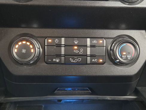 Used 2019 Ford F150 XL w/ Equipment Group 101A Mid RWD image 19