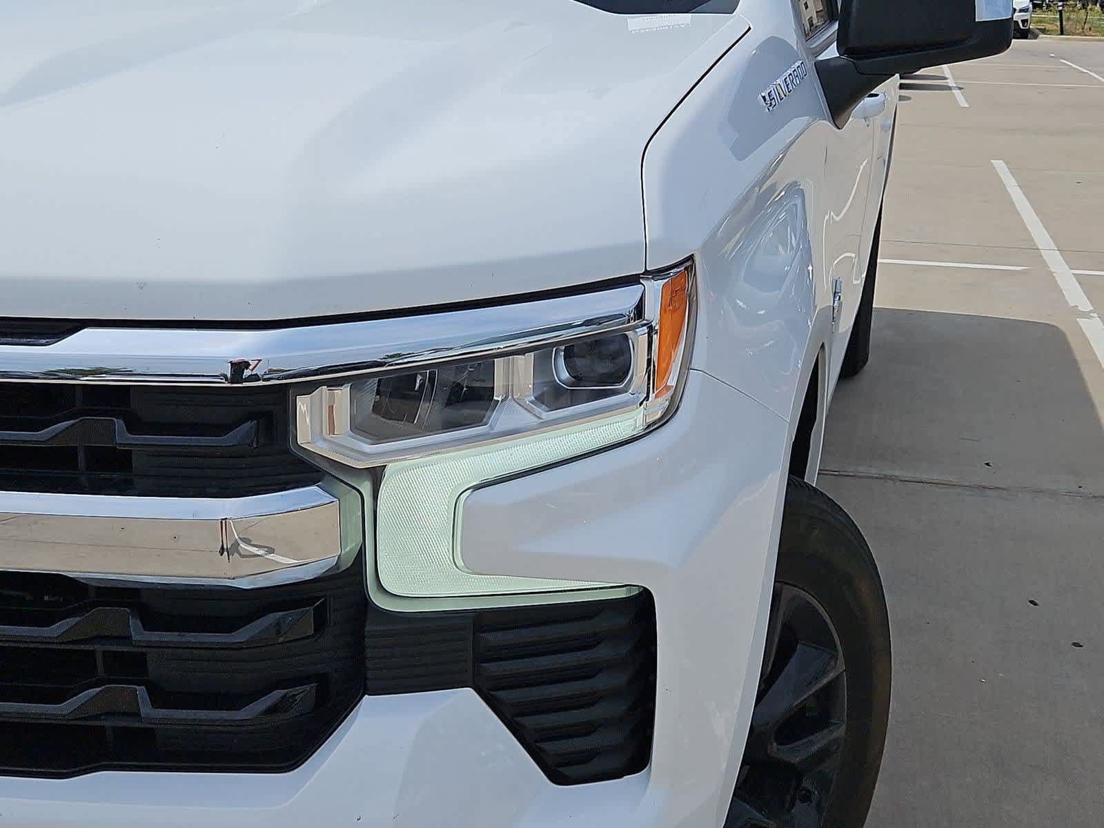 Used 2022 Chevrolet Silverado 1500 LT w/ Protection Package RWD image 10