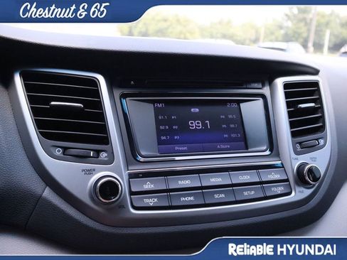 Used 2018 Hyundai Tucson SE AWD/4WD image 32