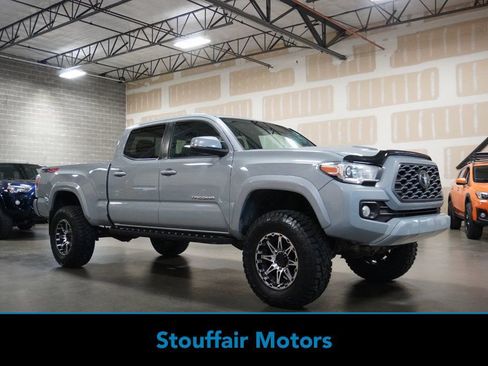 Used 2021 Toyota Tacoma 4x4 Double Cab w/ Tacoma SR5 Package image 1