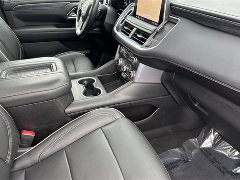 Used 2021 GMC Yukon SLT w/ SLT Luxury Plus Package image 20