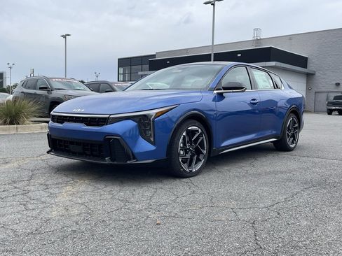 New 2025 Kia K4 GT-Line w/ GT-Line Sunroof Package image 3