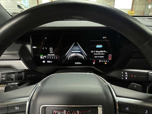 Used 2025 GMC Acadia Elevation w/ Elevation Premium Package image 35