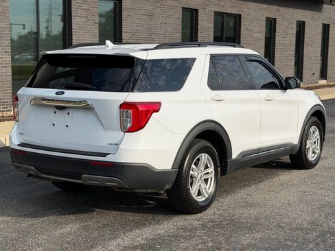 Used 2020 Ford Explorer XLT w/ Equipment Group 202A AWD/4WD image 2
