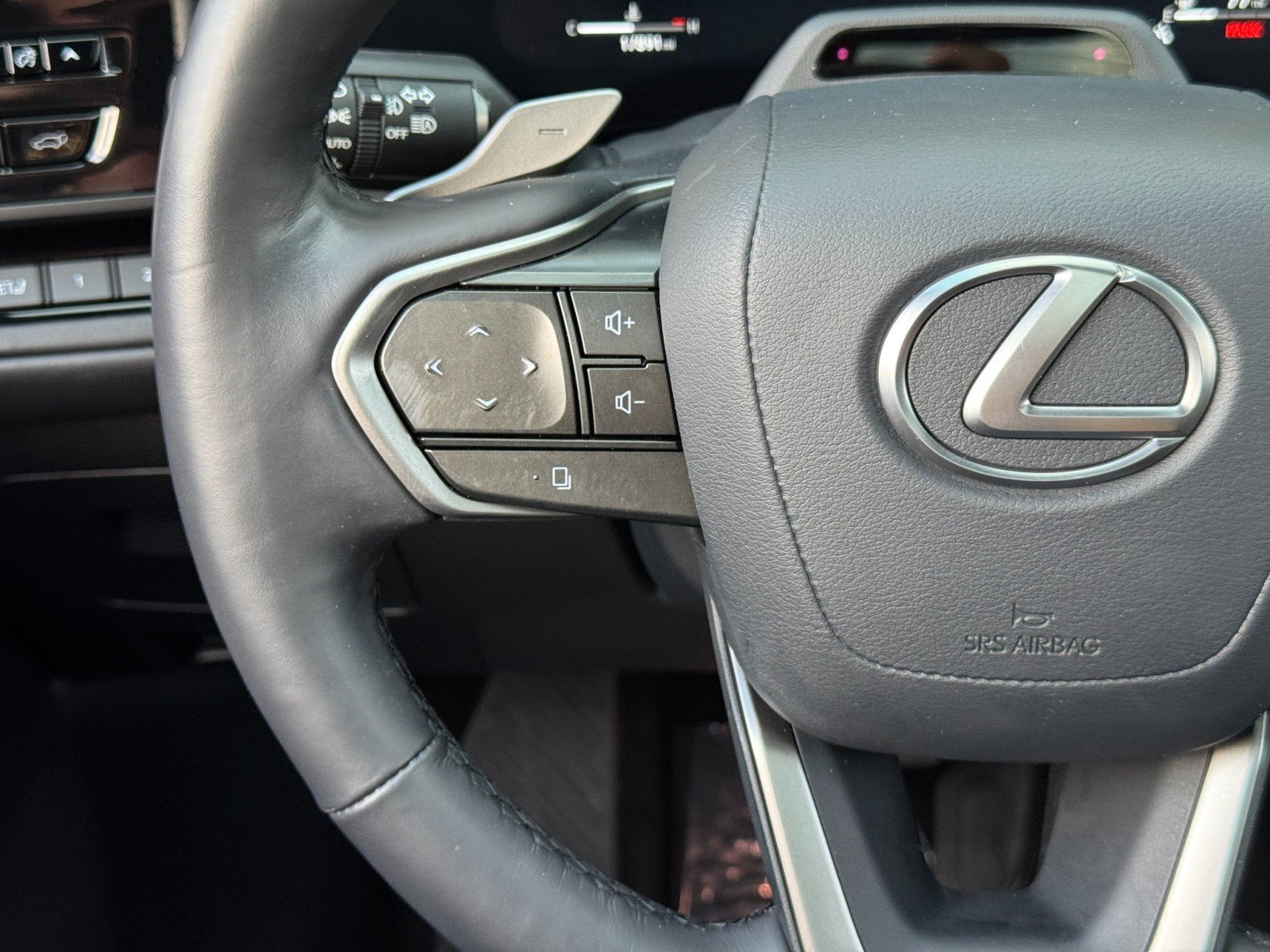 Used 2025 Lexus TX 350 AWD w/ Technology Package image 21
