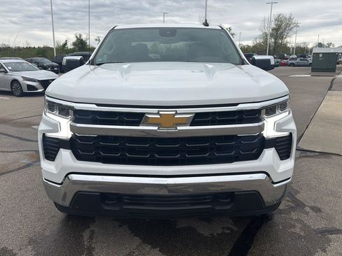Used 2023 Chevrolet Silverado 1500 LT AWD/4WD image 8
