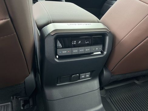 Used 2026 Toyota Land Cruiser w/ Premium Package AWD/4WD image 31