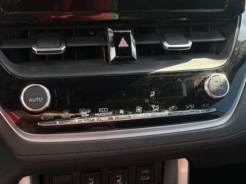 Used 2023 Toyota Corolla Cross XSE w/ Convenience Package image 16