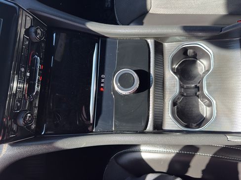 Used 2024 Jeep Grand Cherokee Altitude AWD/4WD image 21