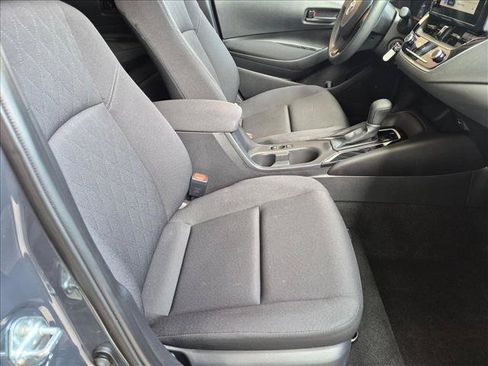 Used 2024 Toyota Corolla LE FWD image 19