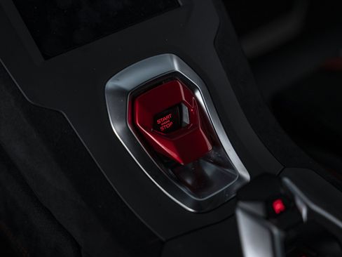 Used 2024 Lamborghini Huracan STO RWD image 45