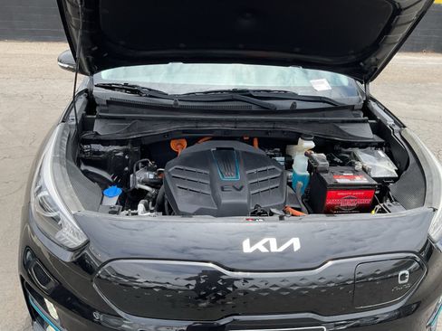 Used 2022 Kia Niro EX Premium FWD image 21