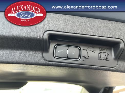 New 2026 Ford Explorer Active w/ Active Comfort Package image 20