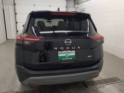 Used 2022 Nissan Rogue SV FWD image 6