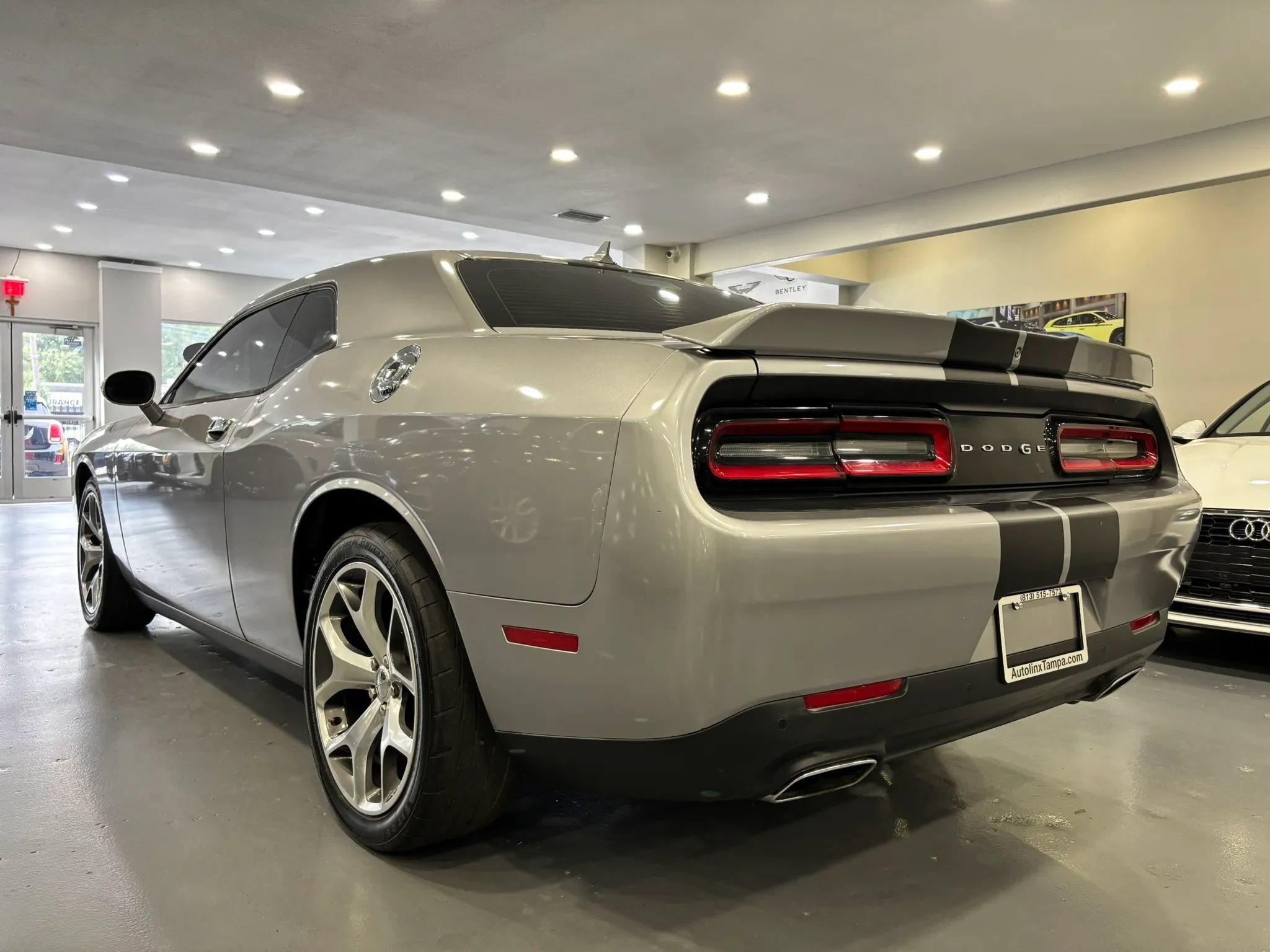 Used 2015 Dodge Challenger SXT Plus RWD image 5
