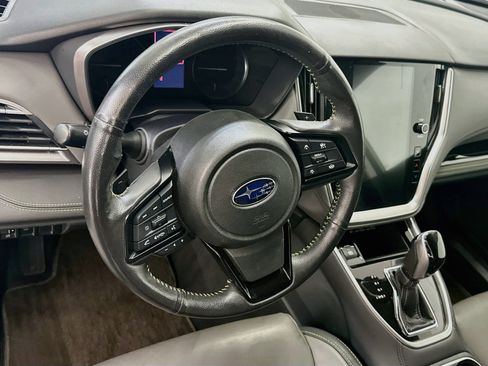 Used 2025 Subaru Outback Onyx Edition AWD/4WD image 18