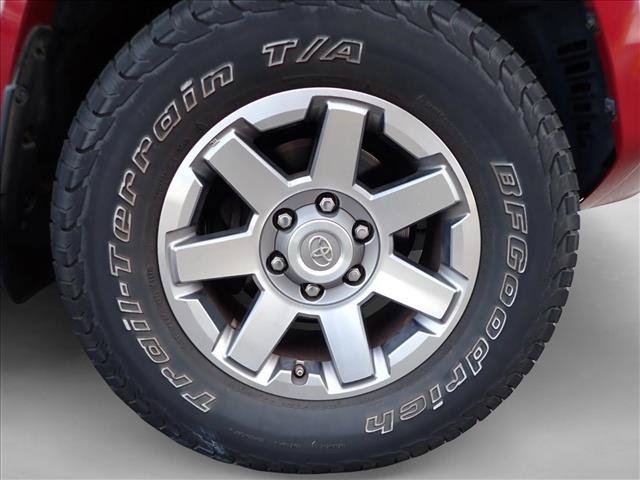 Used 2016 Toyota 4Runner Trail Premium AWD/4WD image 6