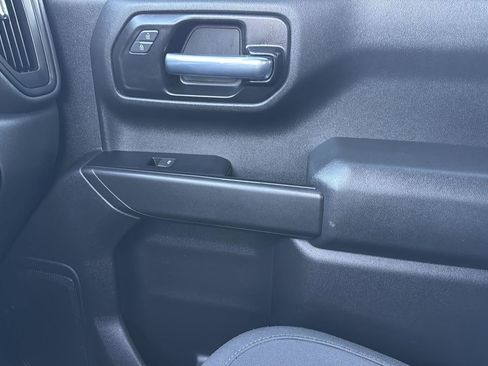 Used 2021 Chevrolet Silverado 1500 Custom Trail Boss image 26