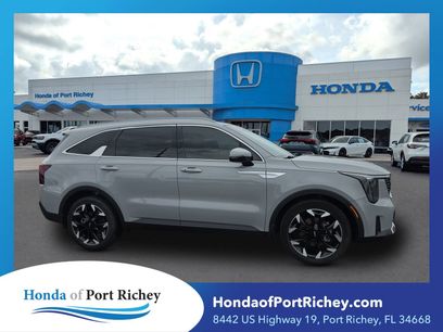 Used 2024 Kia Sorento EX w/ Panoramic Sunroof Package