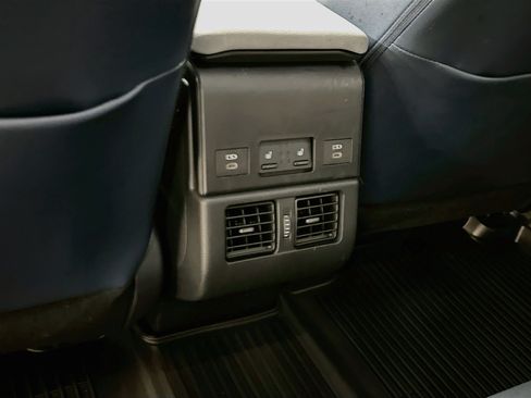 Used 2024 Subaru Solterra w/ Limited Package AWD/4WD image 28