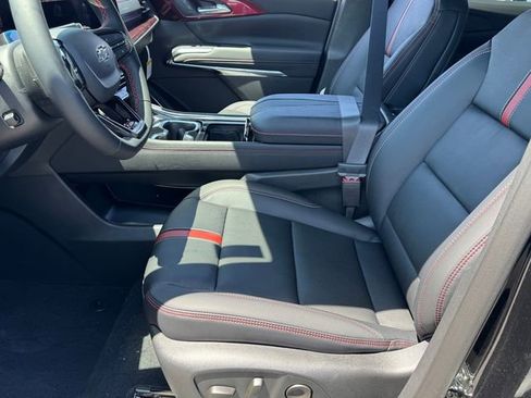 New 2026 Chevrolet Traverse RS w/ LPO, Floor Liner Package AWD/4WD image 14